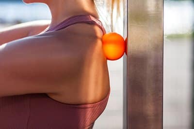 lacrosse ball massage shoulder