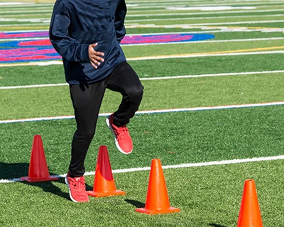 are football and lacrosse cleats different